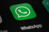 WhatsApp, Sohbet Arayüzü İçin Liquid Glass Tasarımını Test Ediyor