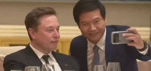 Xiaomi CEO’su Elon Musk Hayranı Çıktı – Selfie Çekilmek için Yanına Koştu