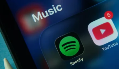 Yapay Zeka Ajanları Artık Spotify için Podcast Üretebiliyor