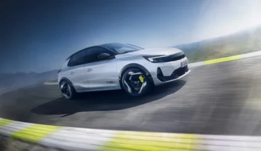 Yeni Opel Corsa GSE: 278 Beygirlik Elektrikli Güç