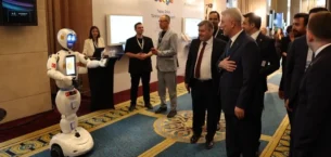 Bakan Bolat: Hedef yapay zekayı tüketen değil, üreten ülke olmak… Eylem planı 13 Haziran’da açıklanıyor