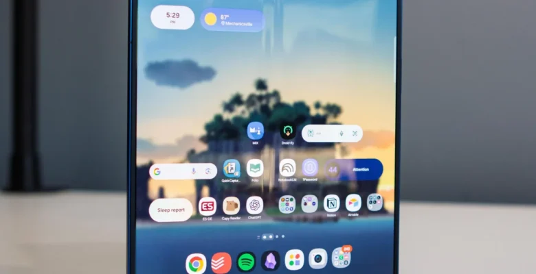 Galaxy Z Fold8 Wide Kanlı Canlı Görüntülendi