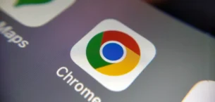 Google Chrome için Yapay Zeka Destekli Arama Özelliğini Test Ediyor