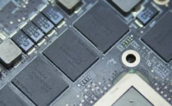 Lenovo Uyardı: Bellek Fiyatları Düşmeyecek