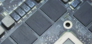 Lenovo Uyardı: Bellek Fiyatları Düşmeyecek