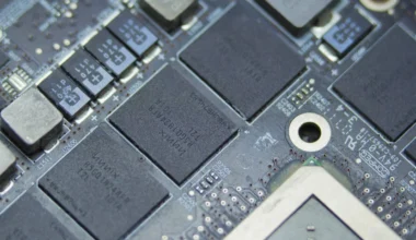 Lenovo Uyardı: Bellek Fiyatları Düşmeyecek