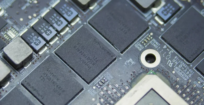 Lenovo Uyardı: Bellek Fiyatları Düşmeyecek