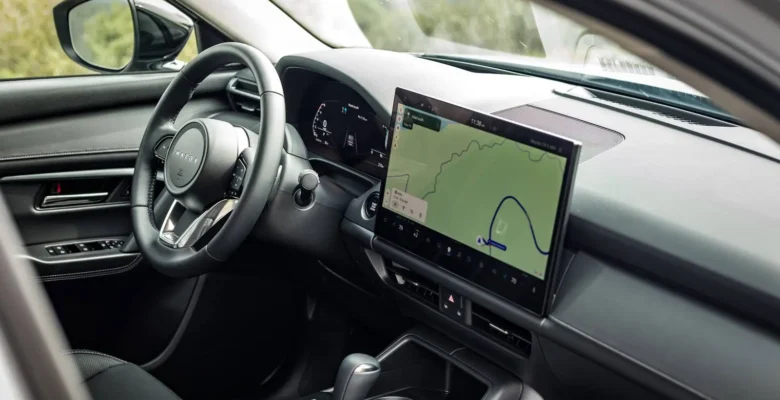 Mazda Dokunmatik Ekran Kararıyla Tepki Çekti!