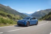 Tesla Model Y Coastal Blue Rengi Avrupa’da Satışta! Türkiye’ye Gelecek mi?