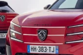 Yeni Peugeot 2008 Tasarımı Sızdı: Ezber Bozan Karar!
