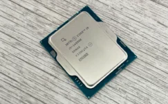 Intel’in Yeni Fiyat Stratejisi Hangi İşlemcileri Etkileyecek?