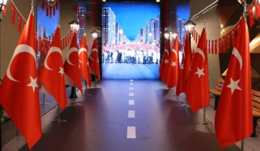 İrade Bizim, Zafer Bizim Sergisi Ziyaretçiler ile Buluştu