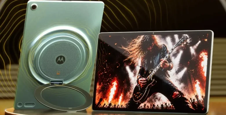Moto Pad 70 Groove 9 Hoparlörlü Ses Sistemi ile Geliyor