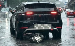 Motoru Düşen BYD Otomobili Ortalığı Karıştırdı