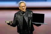 Nvidia CEO’su Jensen Huang’ın Deri Ceketi Açık Artırmada 960 Bin Dolara Satıldı Nvidia CEO’su Jensen Huang’ın Deri Ceketi Açık Artırmada 960 Bin Dolara Satıldı