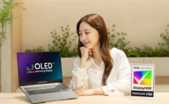 Samsung’dan Yüksek Parlaklıklı ve Uzun Ömürlü OLED Ekran