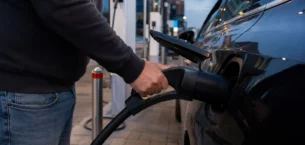 Türkiye’de Elektrikli Araç Şarj Ekosistemi Vites Yükseltti