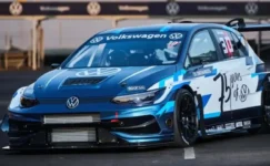 Volkswagen 1.000 Beygirlik Özel Mega Golf Geliştirdi