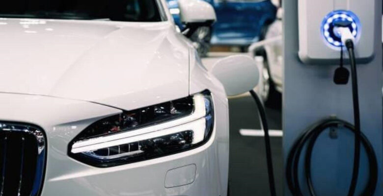 1.000 Km Menzilli Elektrikli Otomobiller Geliyor