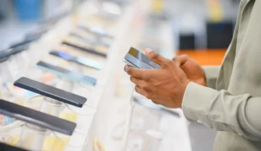Akıllı Telefon Fiyatları Artıyor Satışlar Düşüyor: İşte Detaylar
