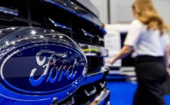 GM ve Ford Yatırımcı Görüşmelerinde Elektrikli Araçları Gündemden Düşürdü