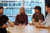 Iggy Azalea, 1,3 trilyon dolarlık içerik üreticisi ekonomisinin en hızlı büyüyen platformu Fanvue’nun arkasındaki yapay zekâ şirketi SHIFT’e yatırım yaptı