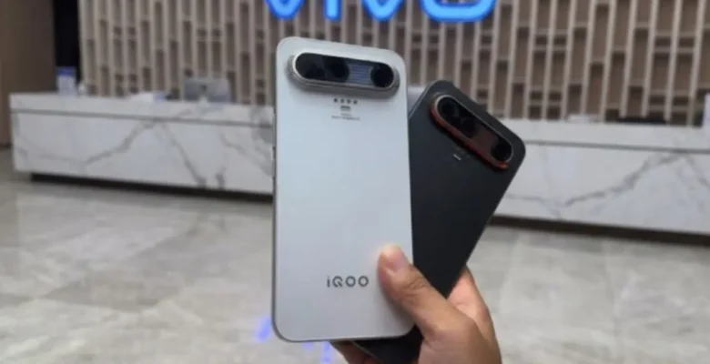 iQOO X Konsept Telefonu Fütüristik Özellikleriyle Dikkat Çekiyor