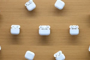 Kamerasız Yeni AirPods Pro Modeli 2026’da Gelebilir