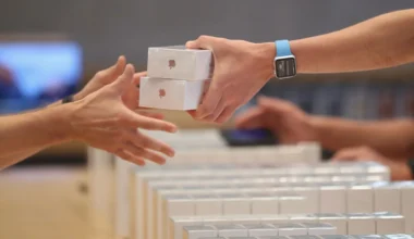 Küresel Akıllı Telefon Gelirlerinin Yarısı Apple’dan Geldi