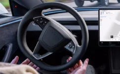 Tepsi Süresi Hızlandıran Tesla FSD v14.3.7 Güncellemesi Yayınlandı: İşte Tüm Yenilikler