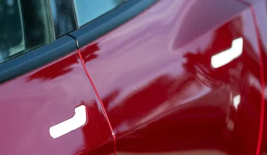 Tesla Dahil 11 Üretici 4 Milyon Aracı Geri Çağırıyor: Sorun Kapı Kolları
