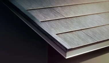 Tesla Güneş Enerjisi Projesini Terk Ediyor