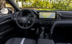 Toyota 500 Binden Fazla Aracı Geri Çağırıyor: Sorun Ekran Yazılımı