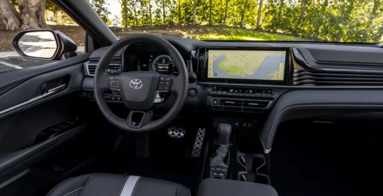 Toyota 500 Binden Fazla Aracı Geri Çağırıyor: Sorun Ekran Yazılımı