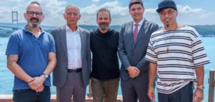 Uyumsoft’un 29 yıllık teknoloji yolculuğu maNga’nın müziğiyle buluştu