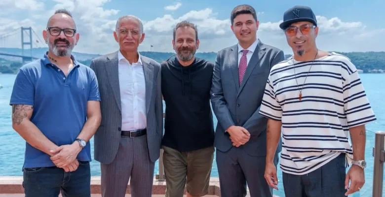 Uyumsoft’un 29 yıllık teknoloji yolculuğu maNga’nın müziğiyle buluştu