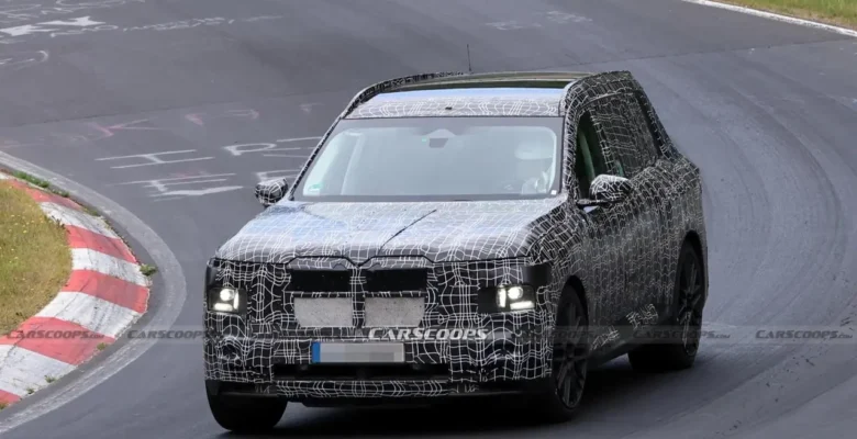Yeni BMW X7 Casus Kameralara Yakalandı: V8 Motoru Koruyor