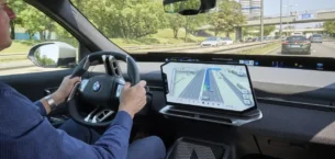 BMW’nin Yeni Navigasyon Arayüzü: BMW Maps With Driver Assistance Tanıtıldı
