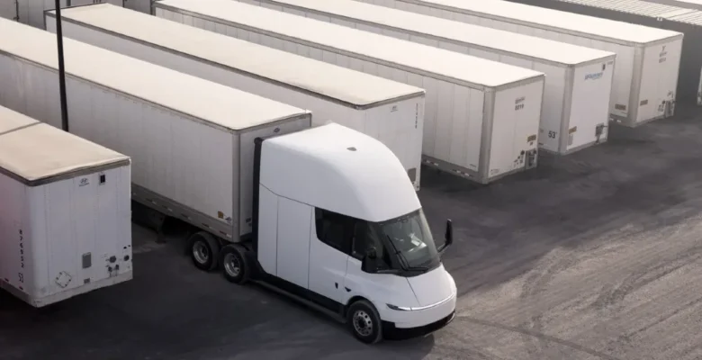 Elektrikli Tır Tesla Semi Avrupa Yollarına Çıkıyor: 550 Km Menzil