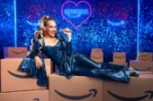 Gupse Özay’ın Albümünün Arkasından Amazon Türkiye çıktı