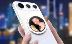 Honor 700 Pro Sızdırıldı: Arka Ekran ile Geliyor