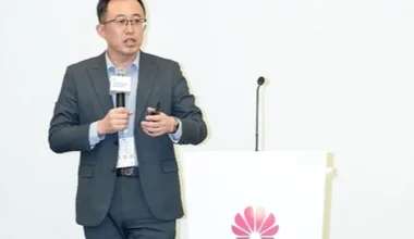 Huawei, sürükleyici deneyimler ve akıllı hizmetler sunan yenilikçi, sürükleyici Telepresence çözümünü tanıttı