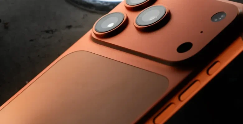 iPhone 18 Serisinde Büyük Değişiklik: Standart Model Ertelendi