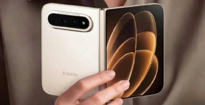 Katlanabilir Telefon Xiaomi 18 Fold Tanıtıldı