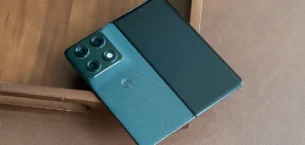 Motorola’nın Yeni Geniş Katlanabilir Telefonu Razr Flex Sızdırıldı: İşte Özellikleri