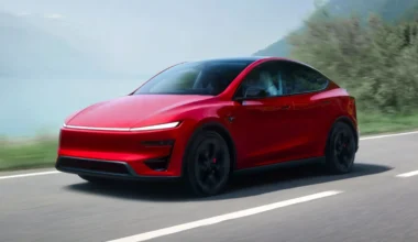 Tesla Model Y için Sessiz Sedasız Kritik Güncelleme: Super Manifold V2 Devrede!
