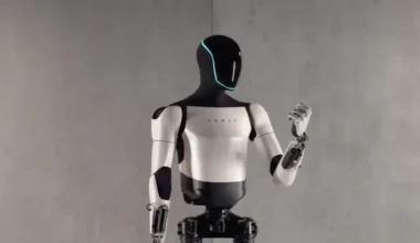 Tesla’nın İnsansı Robotu Optimus Seri Üretimde Zorlanıyor