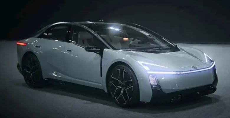 Yeni Toyota Corolla Elektrikli Motor Seçeneğiyle Geliyor