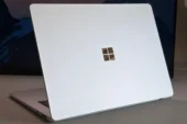 Intel İşlemcili Surface Laptop 15 Yine Öne Geçti