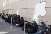 iPhone Duo’ya Yoğun İlgi: Mağaza Önlerinde Uzun Kuyruklar Oluştu